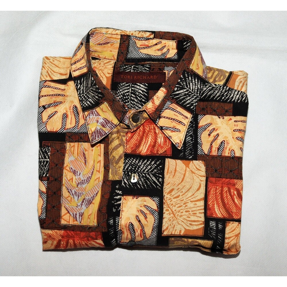 Tori Richard Men's Short‎ Sleeve Button Front Shirt Size Medium - Picture 4 of 6